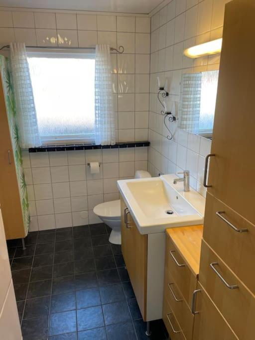 Familjevaenligt Hus Naera Isaberg! Villa Hestra Luaran gambar